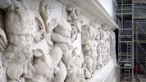 Der Pergamonaltar - Weltwunder im Museum