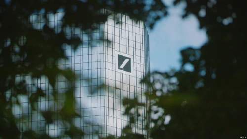 Driven by Greed - The Deutsche Bank Story: Gambled Away in the Financial Crisis