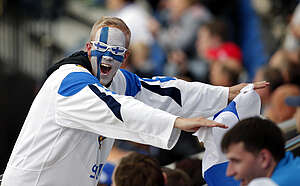 EHT-turnering i ishockey, FIN-CZE (svenskt referat)