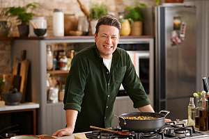 Jamie Oliver: Kaikki kokkaamaan