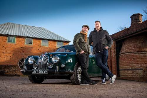 Salvage Hunters: Classic Cars