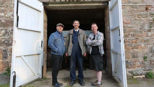 Salvage Hunters