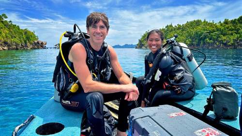 Simon Reeve villissä luonnossa